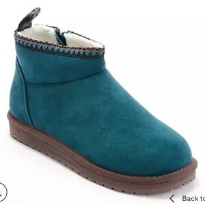 Muk Luks dark Teal and Brown Ankle Booties with Cozy Lining
